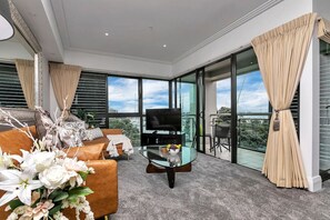 TV - Waterfront Wonder + CP! (Auckland)