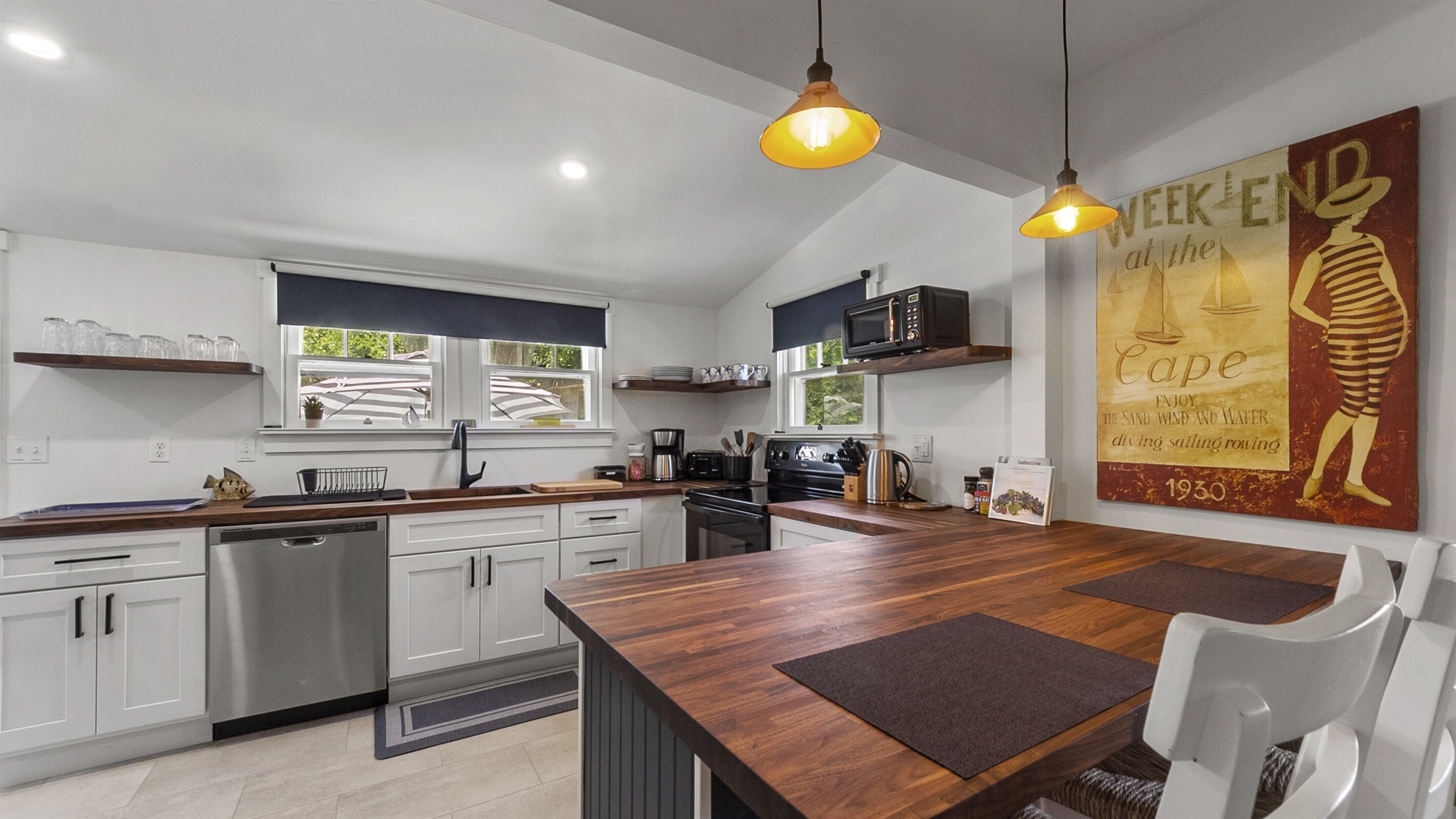 雪櫃、微波爐、焗爐、爐具