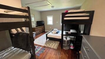 1 bedroom, iron/ironing board, bed sheets