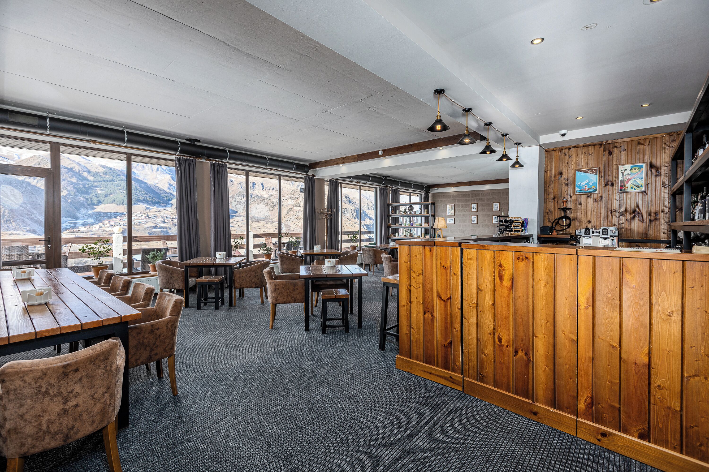 مطعم
