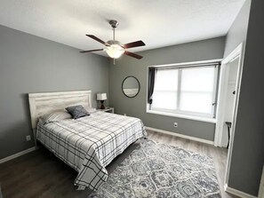 1 bedroom, desk, iron/ironing board, free WiFi