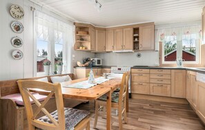 Geladeira, lava-louças, cafeteira/chaleira