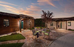 Terrace/patio - Lovely home in Trviz with swimming pool (Trviz)
