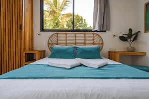 Doppia Classic, terrazzo, vista mare | Con arredamento individuale, una scrivania, postazione laptop