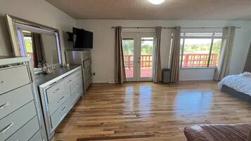 2 chambres, bureau, lit parapluie, Wi-Fi gratuit