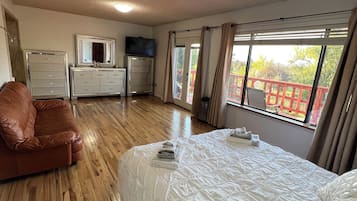 2 chambres, bureau, lit de bébé portatif, accès au Wi-Fi (inclus)