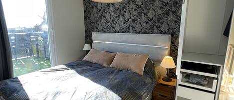 2 bedrooms, in-room safe, iron/ironing board, WiFi