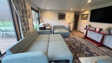 TV connectée, cheminée