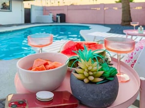 A heated pool - Casa Nopal - NEW - Heated Pool! (Scottsdale)