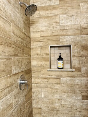 Shower, hair dryer, towels, soap - Reflections Main House + 3 Cottages w/Baths + Hot Tub, Pool & Dog Friendly (Guerneville)