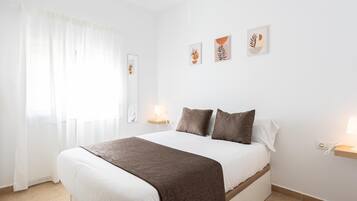 2 Schlafzimmer, Bügeleisen/Bügelbrett, Reisekinderbett, kostenloses WLAN