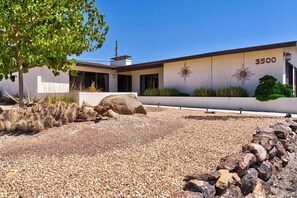 Exterior - Home in Lake Havasu (Lake Havasu City)