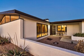 Exterior - Home in Lake Havasu (Lake Havasu City)