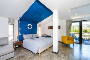 Habitación doble Deluxe | Minibar, caja de seguridad en la habitación y decoración personalizada 