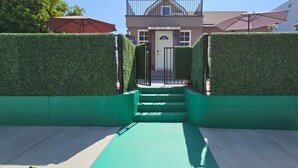 Exterior - Chandelier, Marble Table & Beautiful Outdoor Space
 (Long Beach)