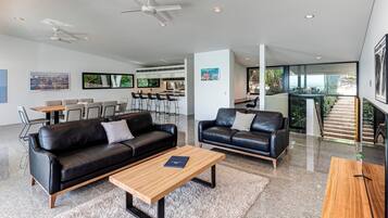 Luxury Villa | 4 bedrooms, individually decorated, individually furnished, desk