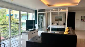 3 Schlafzimmer, Bügeleisen/Bügelbrett, Internetzugang, Bettwäsche