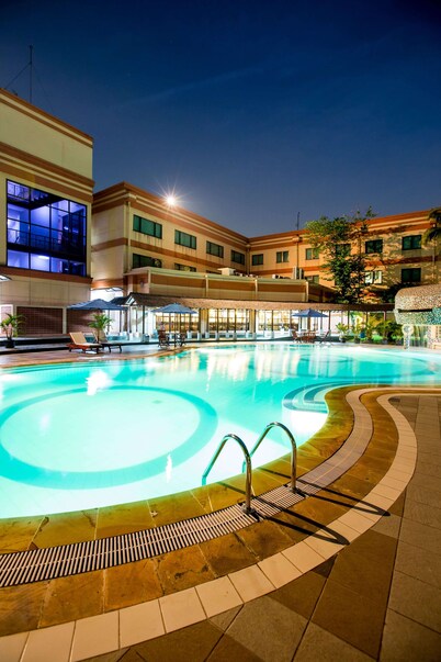 Asuka Hotel MM2100 Industrial Town