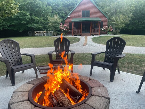 Terrace/patio - Peaceful Acres Getaway Alden, Mi (Alden)