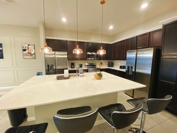 Fridge, microwave, oven, dishwasher