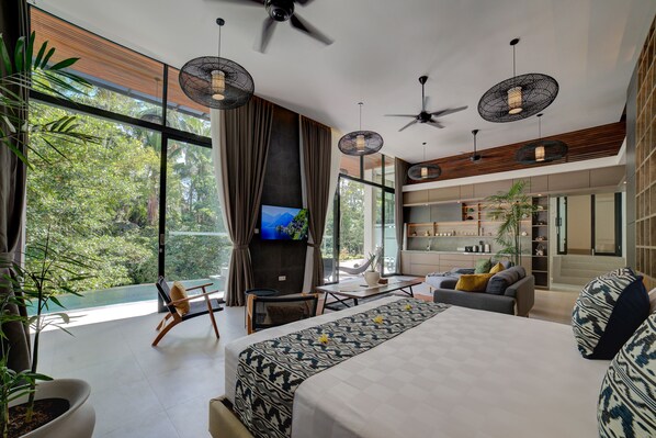 Studio Eksklusif | Seprai premium, busa memori, brankas, dan setrika/meja setrika