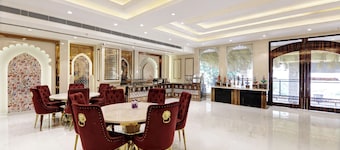 Hotel the Rasa vasundhara