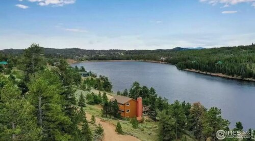 Lakeview Lodge