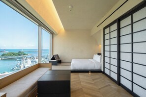Deluxe Ocean + Outdoor Hinoki Tub | Hypo-allergenic bedding, in-room safe, laptop workspace, soundproofing - IJE Busan (Busan)