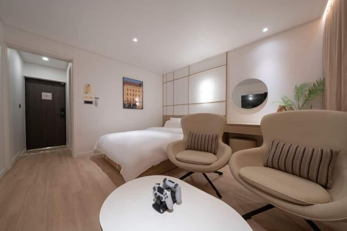 1 habitación, ropa de cama de alta calidad y sistema de insonorización