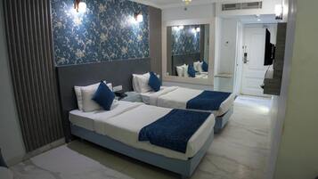 Habitación ejecutiva con 2 camas individuales | 1 dormitorio, ropa de cama hipoalergénica, edredones de plumas