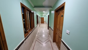Terrace/patio - Hotel Apsara By Royal Collection Hotels (Dehradun)