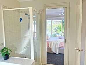 Separate tub and shower, hair dryer, towels