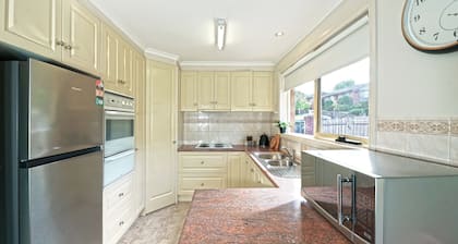 Exquisite 2BR Staycation Ringwood