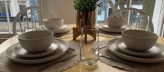 HU1 Triplex City Centre Gem sleeps 6 H7