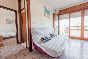 2 bedrooms - Nice Apartment With Balcony and View (San Michele al Tagliamento)