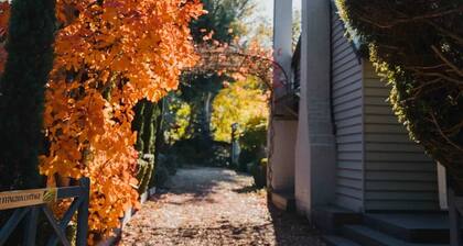 Uffington cottage ~ Daylesford ~sleeps up to 3