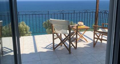 Casa Kastellia Peloponnese Koroni Messinia, 1st sea line with pool! panoramic view
