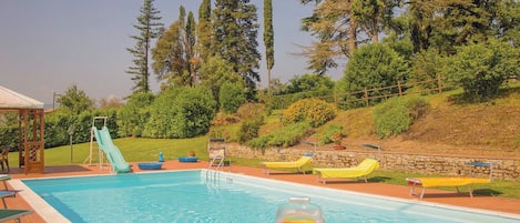 Utomhuspool