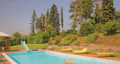 Spacious Tuscan Villa with private pool