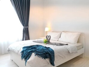 1 bedroom, iron/ironing board, WiFi, bed sheets