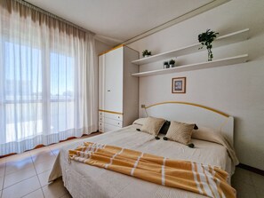 Apartment, 1 Bedroom, Balcony, Ocean View | 1 bedroom