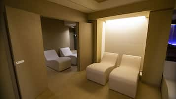 Couples treatment room(s), sauna, steam room, Turkish bath/hammam