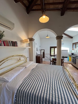 1 Schlafzimmer, Bügeleisen/Bügelbrett, kostenloses WLAN, Bettwäsche