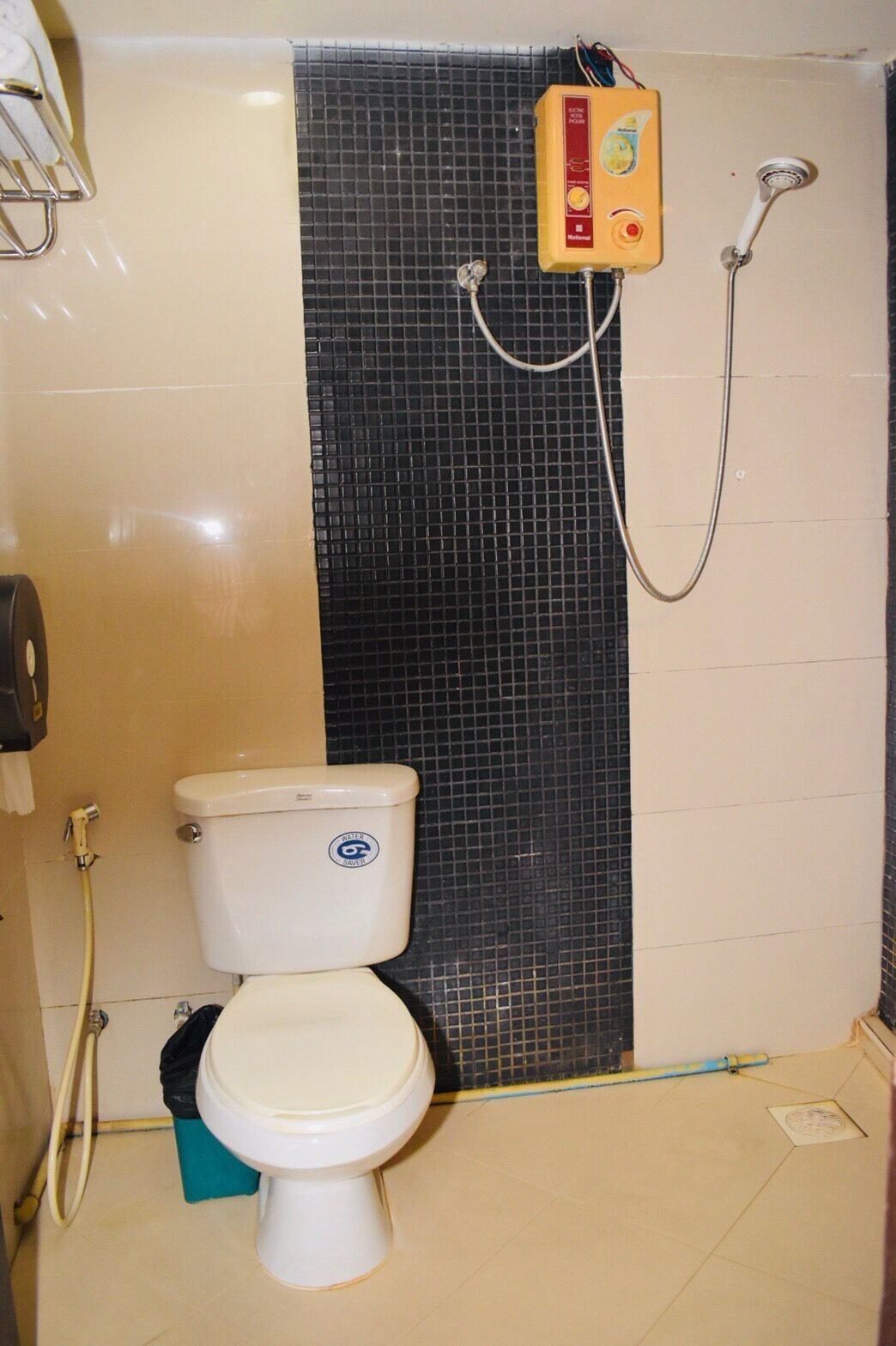 Photo - Royal Express Inn