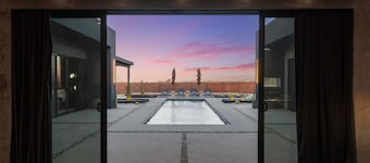 BLACK C HOUSE (Pool/Spa/BocceBall)