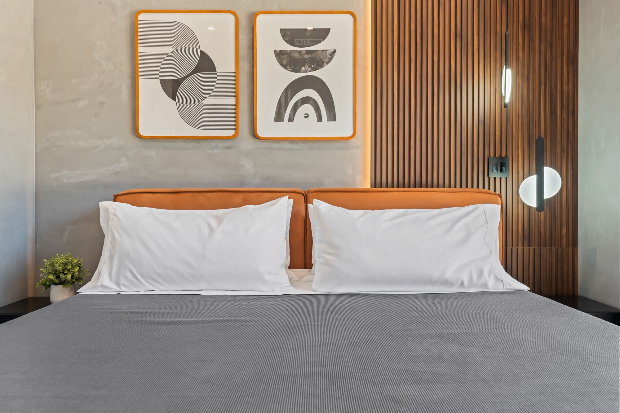 3 habitaciones, tabla de planchar con plancha, cuna de viaje y wifi 