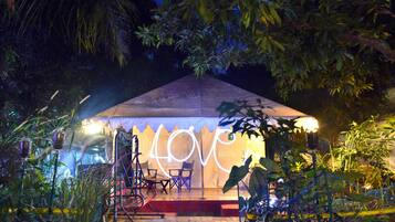 Luxury Tent | 1 bedroom, individually furnished, desk, soundproofing