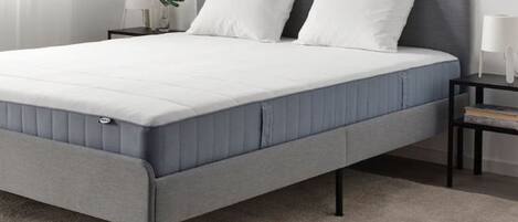 1 camera, ferro/asse da stiro, Wi-Fi, lenzuola