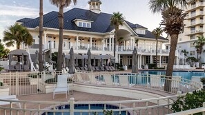 Indoor pool, a heated pool - Beach Club A406 l Beachfront condo l Resort l multiple pools l Amazing Views (Gulf Shores)