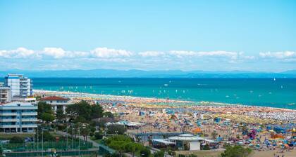 Adorable Flat With Terrace in Bibione - Beahost